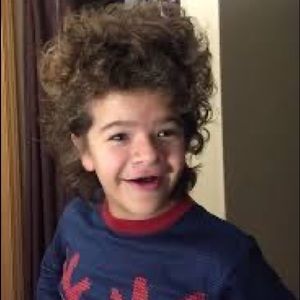 Meet your Posher, Mia